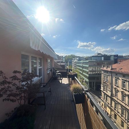 Andel Apartment With Terrace Прага Экстерьер фото